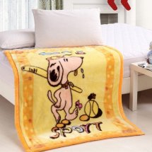 Cheap 43"×55" Raschel Snoopy Baby Blankets